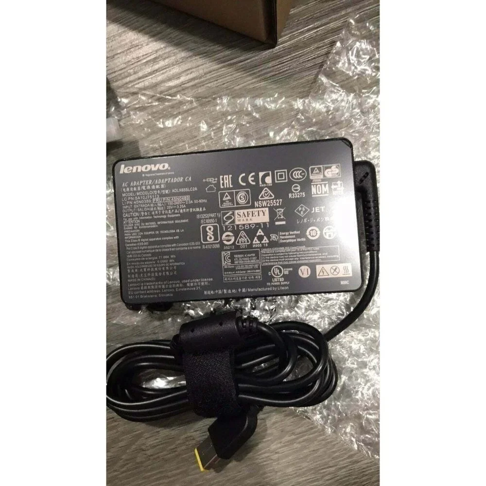 Lenovo ThinkPad‎ 65W Slim AC Adapter